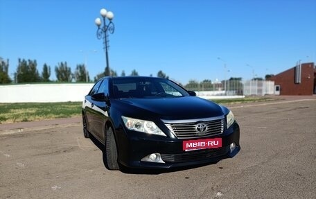 Toyota Camry, 2013 год, 1 780 000 рублей, 1 фотография
