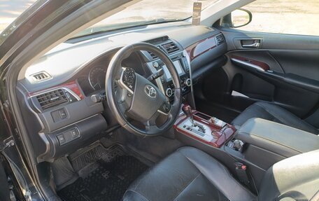 Toyota Camry, 2013 год, 1 780 000 рублей, 6 фотография