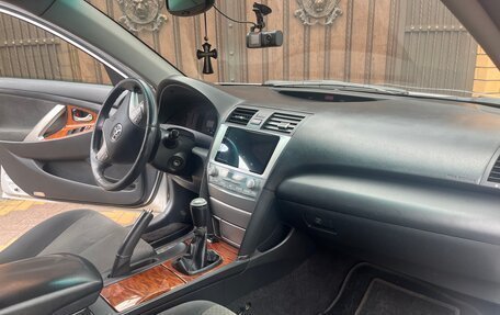 Toyota Camry, 2008 год, 1 000 000 рублей, 6 фотография