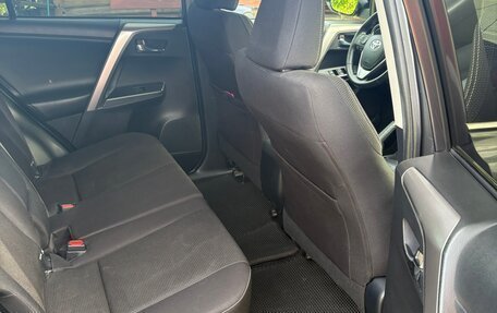 Toyota RAV4, 2015 год, 2 295 000 рублей, 16 фотография