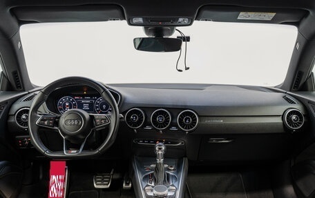 Audi TT, 2016 год, 2 990 000 рублей, 13 фотография