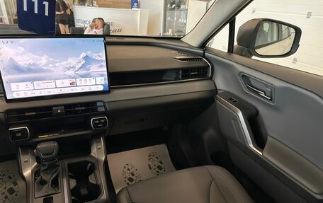 Toyota RAV4, 2026 год, 4 399 900 рублей, 15 фотография