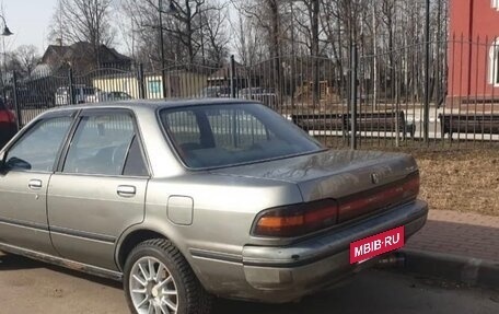 Toyota Carina, 1990 год, 200 000 рублей, 8 фотография