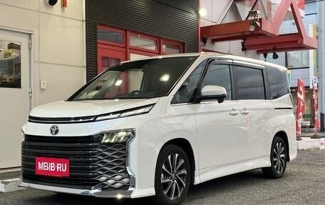 Toyota Voxy, 2025 год, 3 700 100 рублей, 2 фотография