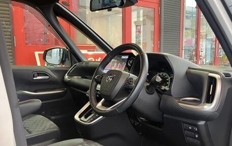 Toyota Voxy, 2025 год, 3 700 100 рублей, 19 фотография