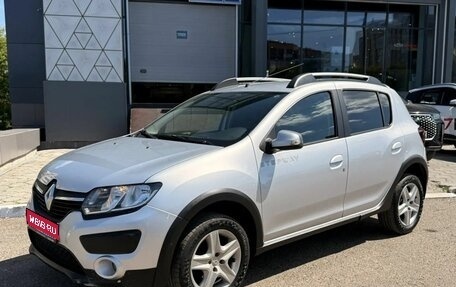 Renault Sandero II рестайлинг, 2017 год, 896 000 рублей, 1 фотография