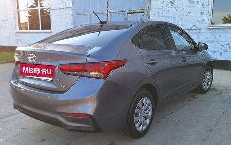 Hyundai Solaris II рестайлинг, 2019 год, 1 550 000 рублей, 2 фотография