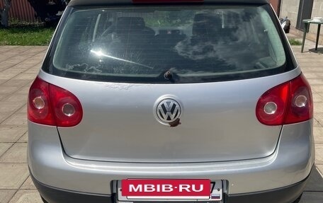 Volkswagen Golf V, 2004 год, 300 000 рублей, 2 фотография