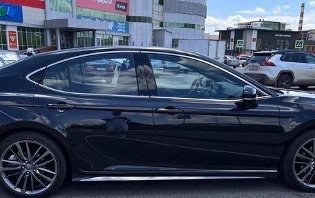 Toyota Camry, 2025 год, 3 830 000 рублей, 3 фотография