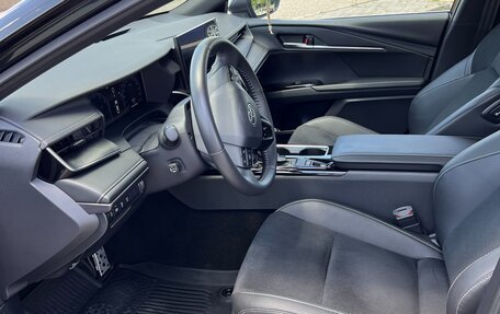 Toyota Camry, 2025 год, 3 830 000 рублей, 12 фотография