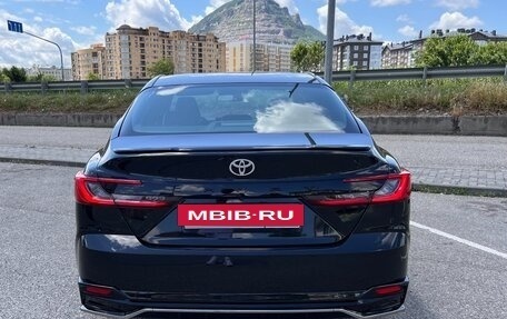 Toyota Camry, 2025 год, 3 830 000 рублей, 4 фотография