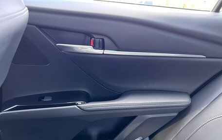 Toyota Camry, 2025 год, 3 830 000 рублей, 20 фотография
