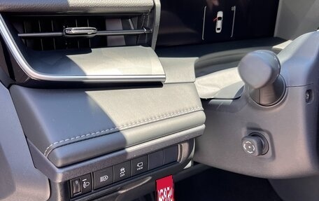 Toyota Camry, 2025 год, 3 830 000 рублей, 22 фотография