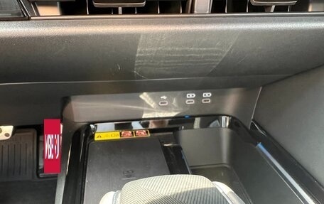 Toyota Camry, 2025 год, 3 830 000 рублей, 24 фотография