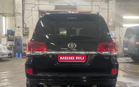 Toyota Land Cruiser 200, 2020 год, 7 499 990 рублей, 6 фотография