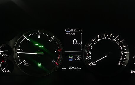 Toyota Land Cruiser 200, 2020 год, 7 499 990 рублей, 18 фотография