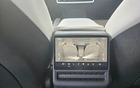 Tesla Model 3 I, 2025 год, 5 874 000 рублей, 13 фотография