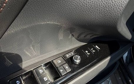 Toyota Camry, 2020 год, 2 490 000 рублей, 5 фотография