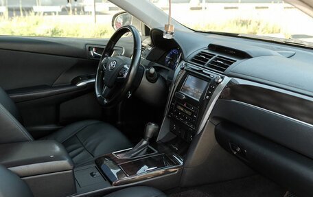 Toyota Camry, 2016 год, 1 800 000 рублей, 6 фотография