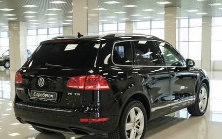 Volkswagen Touareg III, 2012 год, 2 464 000 рублей, 2 фотография