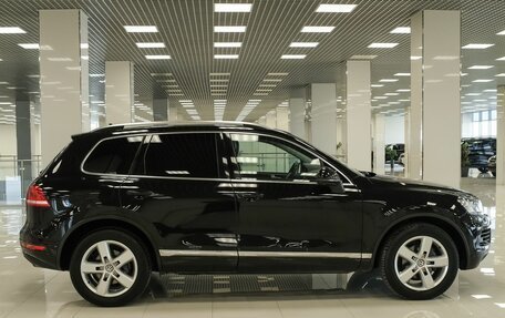 Volkswagen Touareg III, 2012 год, 2 464 000 рублей, 5 фотография