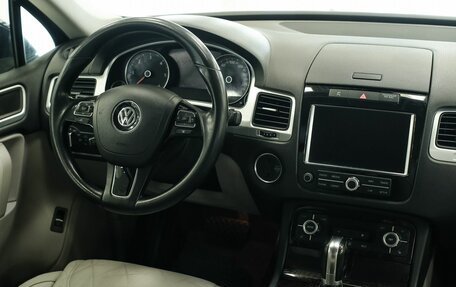 Volkswagen Touareg III, 2012 год, 2 464 000 рублей, 12 фотография