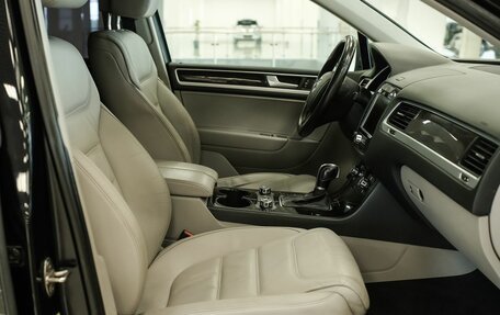 Volkswagen Touareg III, 2012 год, 2 464 000 рублей, 19 фотография