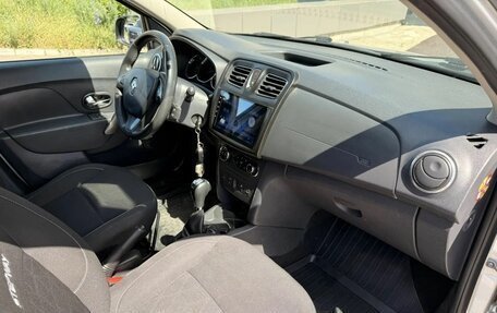 Renault Sandero II рестайлинг, 2017 год, 896 000 рублей, 12 фотография
