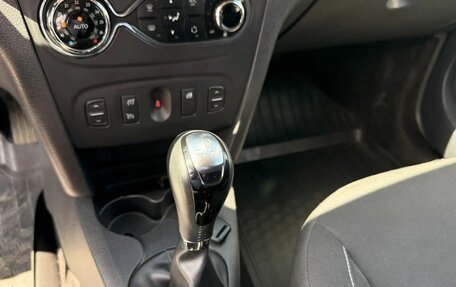 Renault Sandero II рестайлинг, 2017 год, 896 000 рублей, 11 фотография