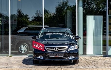 Toyota Camry, 2013 год, 1 595 000 рублей, 2 фотография