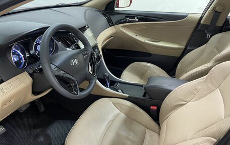 Hyundai Sonata VI, 2010 год, 1 375 000 рублей, 11 фотография