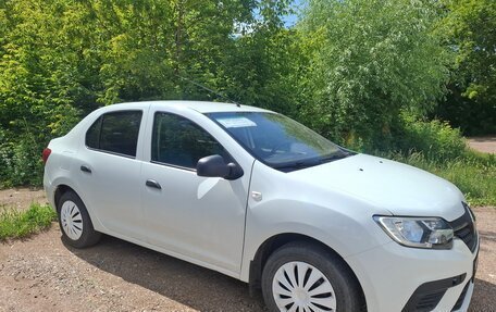 Renault Logan II, 2019 год, 700 000 рублей, 2 фотография