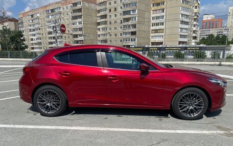 Mazda Axela, 2018 год, 1 650 000 рублей, 3 фотография