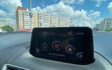 Mazda Axela, 2018 год, 1 650 000 рублей, 23 фотография
