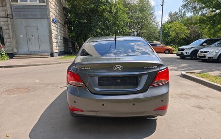 Hyundai Solaris II рестайлинг, 2015 год, 900 000 рублей, 4 фотография