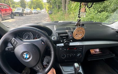 BMW 1 серия, 2010 год, 650 000 рублей, 3 фотография
