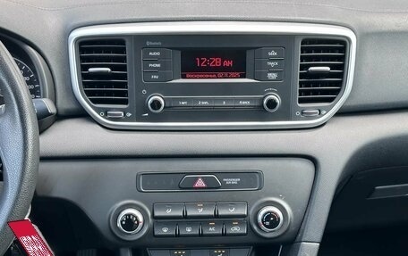 KIA Sportage IV рестайлинг, 2019 год, 1 900 000 рублей, 8 фотография