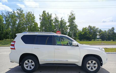 Toyota Land Cruiser Prado 150 рестайлинг 2, 2010 год, 2 550 000 рублей, 8 фотография