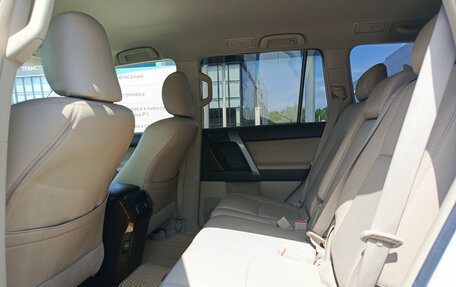 Toyota Land Cruiser Prado 150 рестайлинг 2, 2010 год, 2 550 000 рублей, 16 фотография