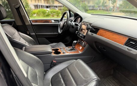 Volkswagen Touareg III, 2010 год, 1 850 000 рублей, 6 фотография