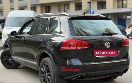 Volkswagen Touareg III, 2010 год, 1 850 000 рублей, 4 фотография