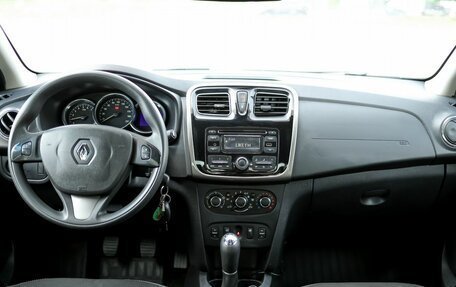 Renault Logan II, 2015 год, 899 000 рублей, 8 фотография