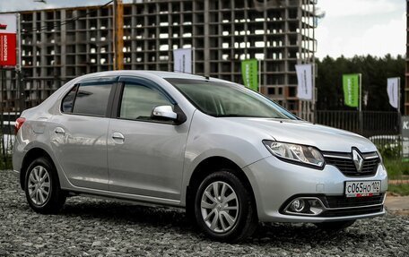 Renault Logan II, 2015 год, 899 000 рублей, 4 фотография