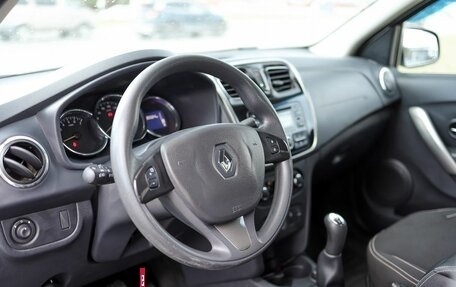 Renault Logan II, 2015 год, 899 000 рублей, 9 фотография