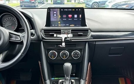Mazda CX-4, 2022 год, 2 350 000 рублей, 12 фотография