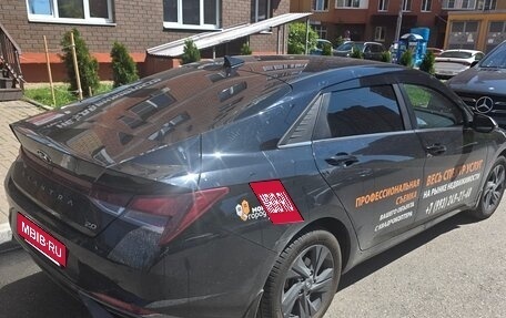 Hyundai Elantra, 2021 год, 2 350 000 рублей, 4 фотография