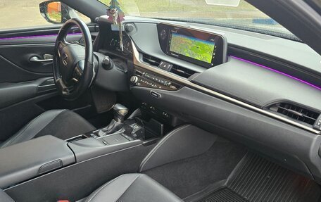 Lexus ES VII, 2021 год, 3 800 000 рублей, 6 фотография