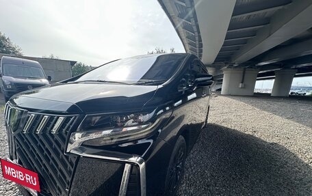 Toyota Alphard III, 2018 год, 4 590 000 рублей, 12 фотография