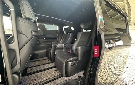 Toyota Alphard III, 2018 год, 4 590 000 рублей, 15 фотография