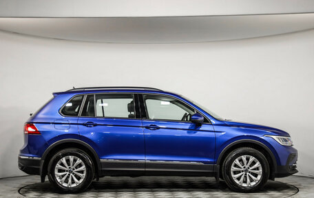 Volkswagen Tiguan II, 2021 год, 2 599 000 рублей, 5 фотография
